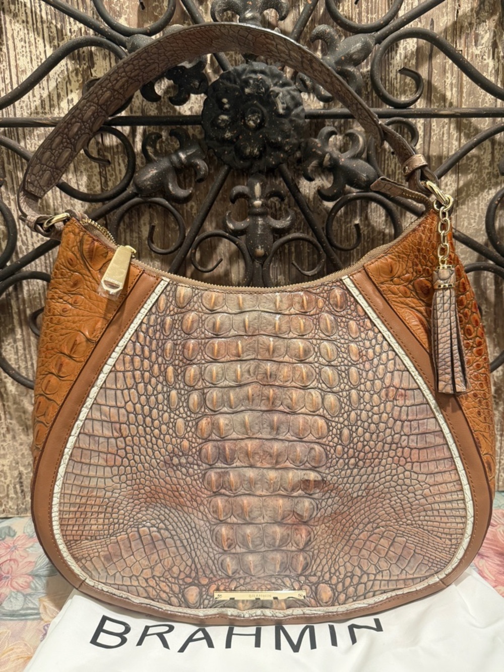 New  BRAHMIN AMIRA hobo shoulder bag leather purse nwot